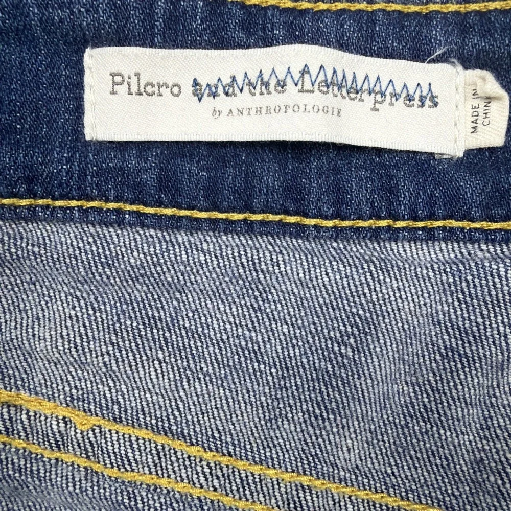 Anthropologie Pilcro Embroidered Stripe Denim Shorts Slim Boyfriend Size 29 - Picture 3 of 8